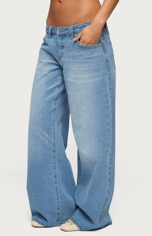 Raiyne Low Rise Wide Leg Jeans image number 2