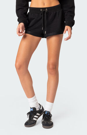 Fomo Shorts image number 3