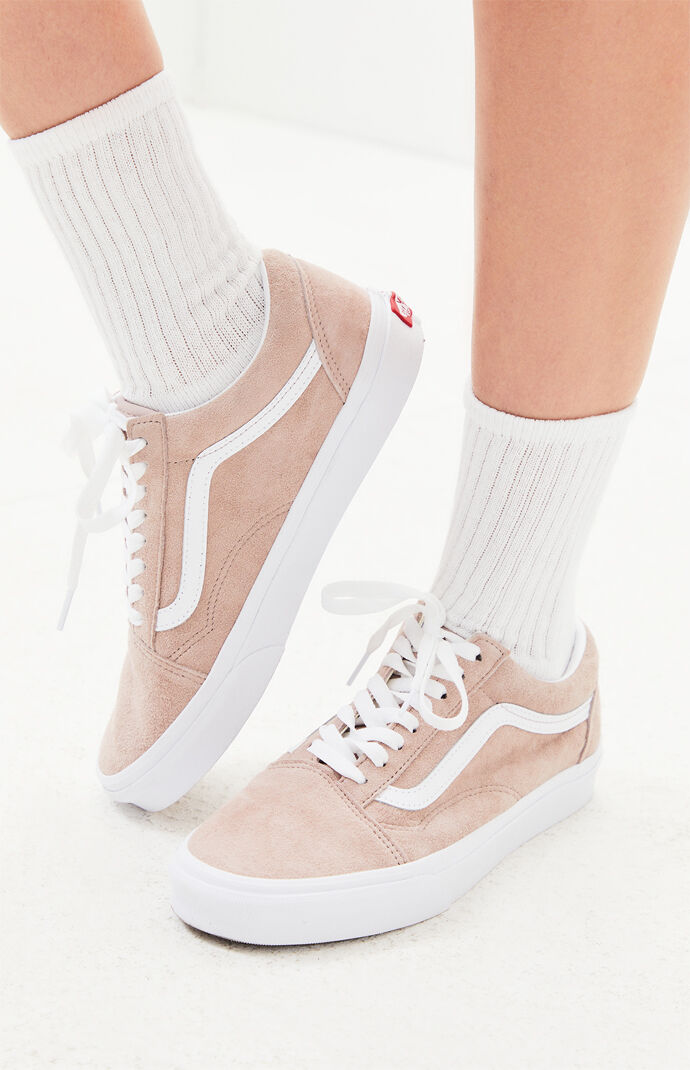 UA Old Skool Sneakers