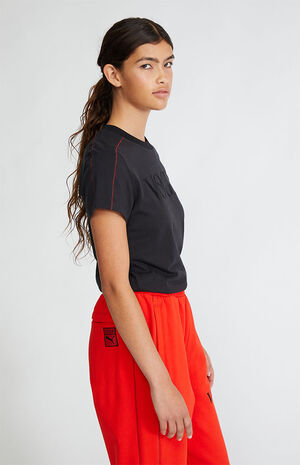 x Vogue Black Regular T-Shirt image number 4