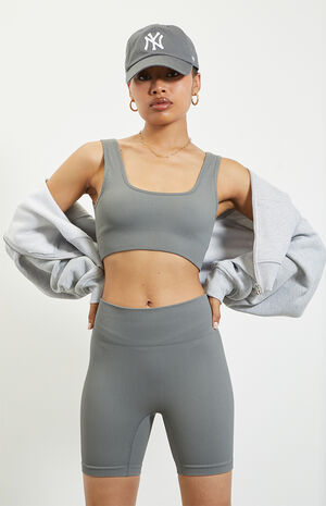 Active Seamless Ribbed Sports Bra image number 2