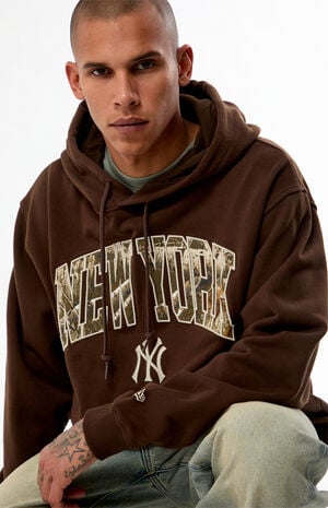 NY Yankees Real Tree Camo Hoodie image number 2