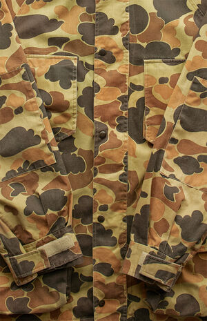 '90s Camo Jacket image number 4