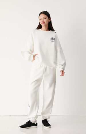 Los Angeles Crew Neck Oversized Sweatshirt image number 4