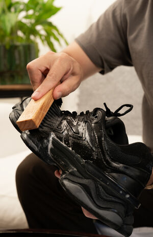 Sneaker Premium Kit image number 6