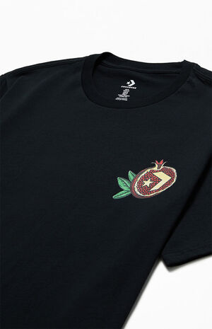Pomegranate Graphic T-Shirt image number 3