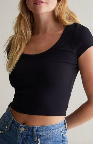 Tessa Scoop Short Sleeve Crop Top image number 2