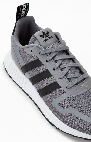 Se infla agradable verano adidas Gray Smooth Runner Shoes | PacSun