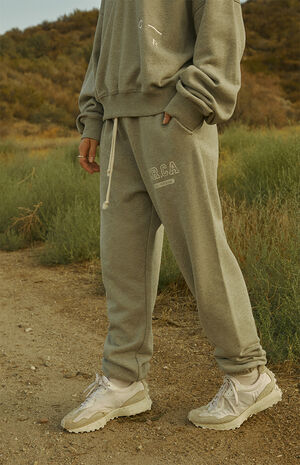 Eco Heather Oatmeal Phys. Ed. Sweatpants image number 3