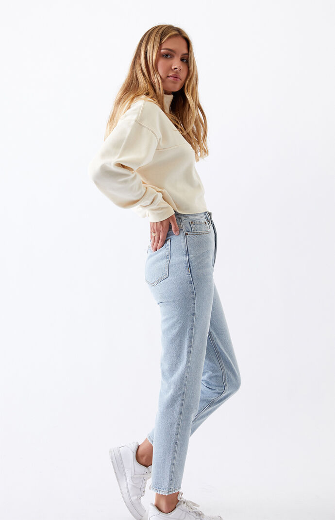 Light Ultra High Waisted Slim Fit Jeans