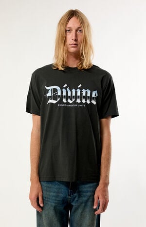 Divine Oversized T-Shirt image number 1