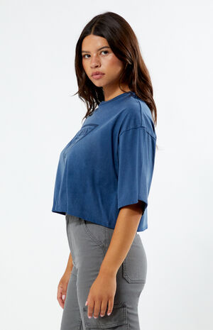 Vintage Triangle Baggy Cropped T-Shirt image number 3