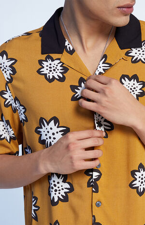 Resort Camp Shirt image number 2