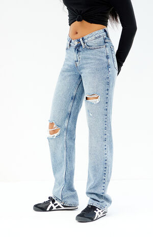 Medium Indigo Ripped V Dip '90s Boyfriend Jeans image number 3