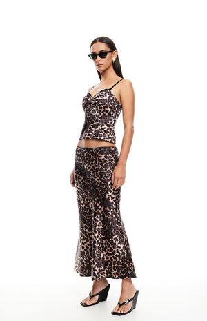 Enigmatic Cami image number 4