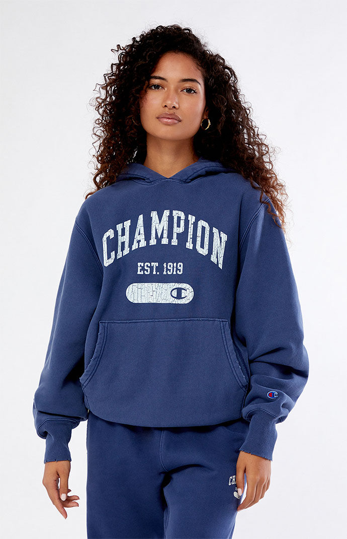 Navy champion hoodie reverse weave store