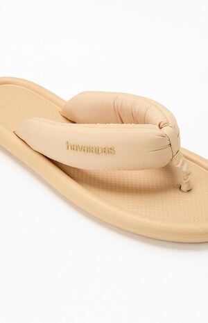Women's Maxi Puffed Flip Flop Sandals image number 6
