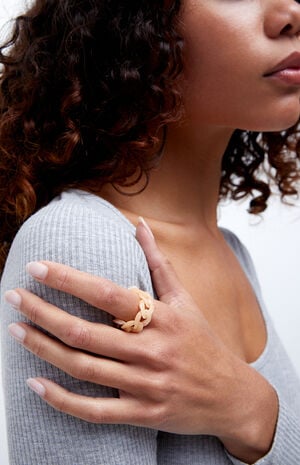 Orange Linked Plastic Ring image number 1