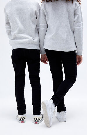 Black Pull-On Skinny Jeans image number 3