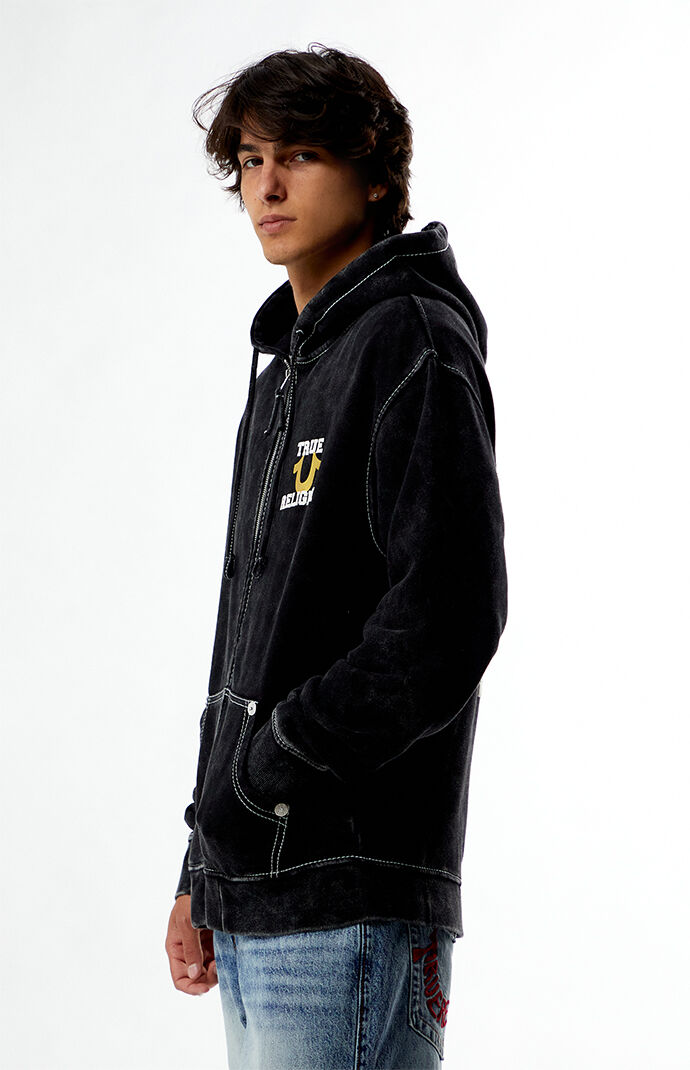 0190609780011NEW_02_001.jpg?sw=600