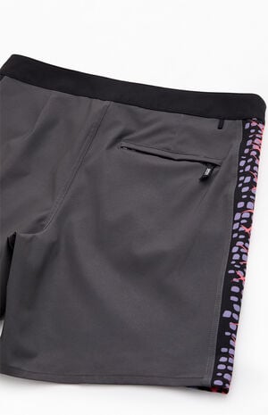 MTE Sideline Daily 7.5" Boardshorts image number 4