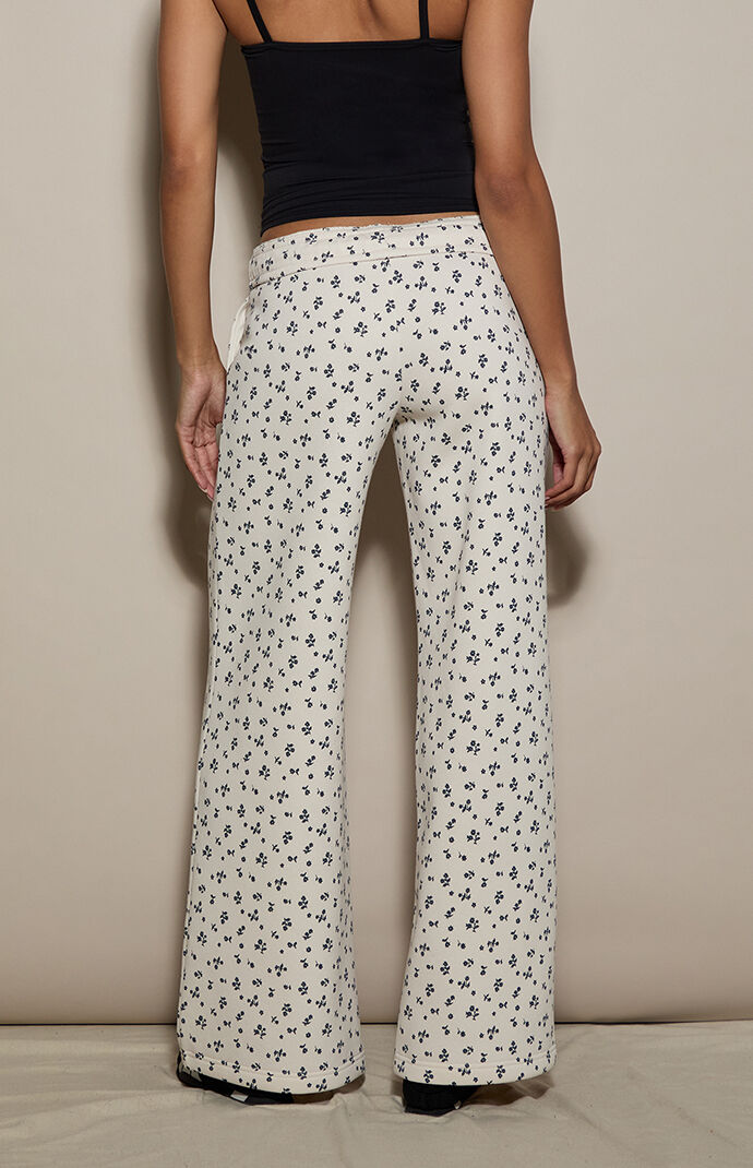 LA Hearts Ditzy Floral Baggy Sweatpants | Pacsun