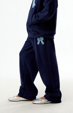 Bow Applique Baggy Sweatpants image number 4