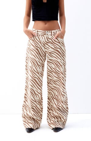 Casey Low Rise Baggy Jeans Zebra Print image number 1