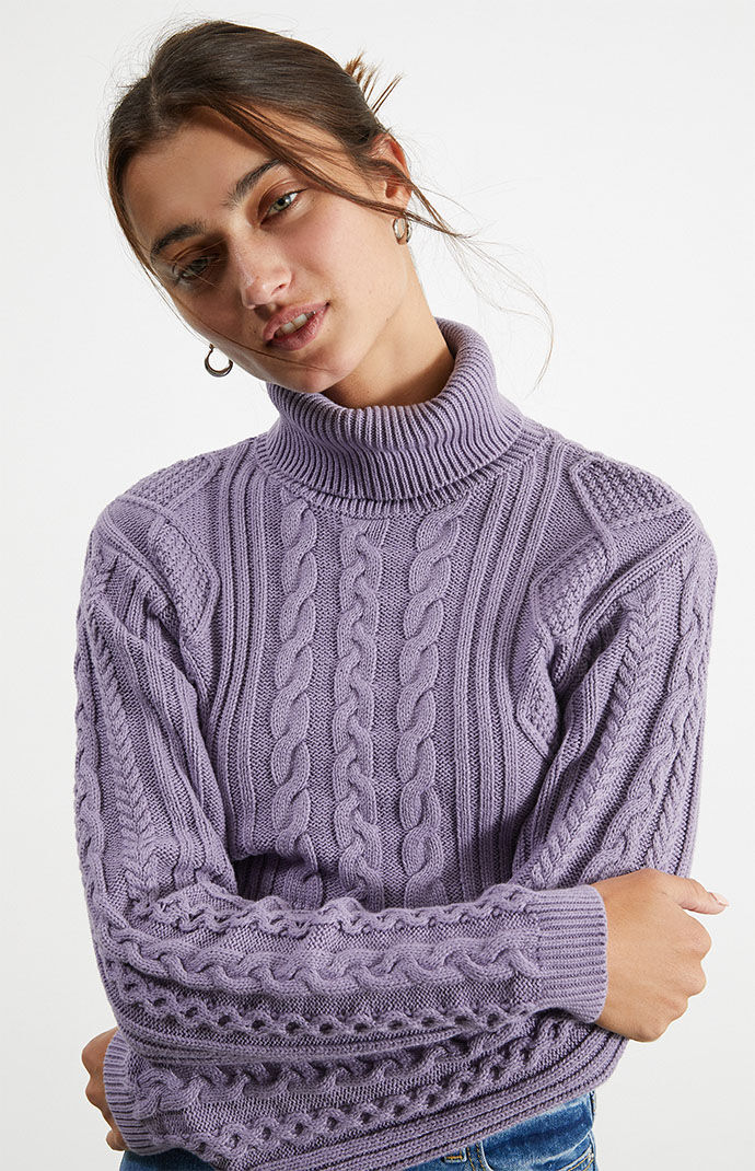 Kendall and sales kylie cropped sweater