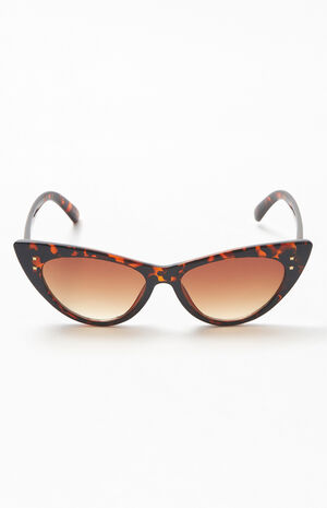 Tortoiseshell Starred Cat Eye Sunglasses image number 3