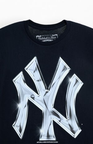 Yankees Liquid Chrome T-Shirt image number 3