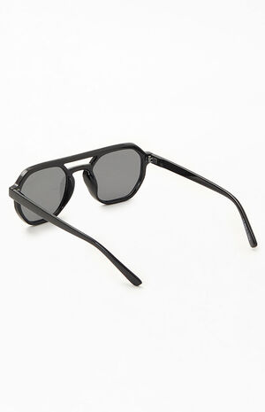 Royal Aviator Sunglasses image number 4