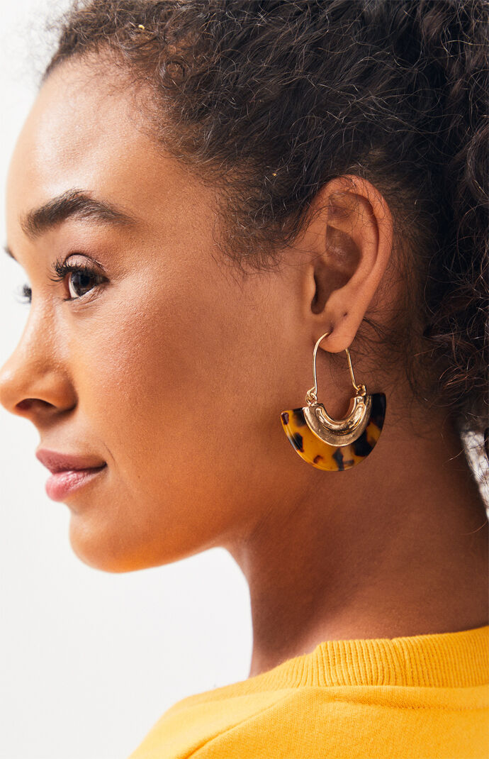 Tortoiseshell Swing Earrings