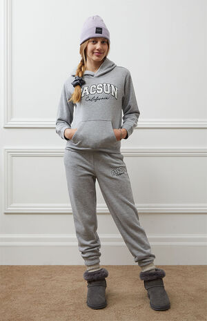 Basic Hoodie image number 2