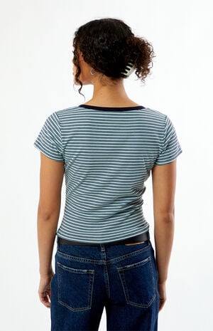 Poppy V-Neck Button T-Shirt image number 5