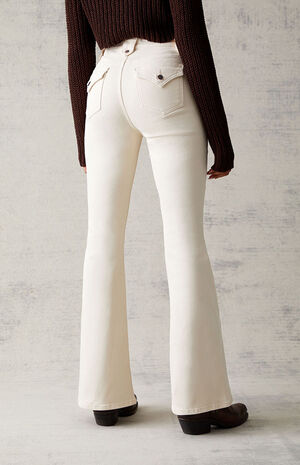 Vanilla Mid Rise Bootcut Jeans image number 4