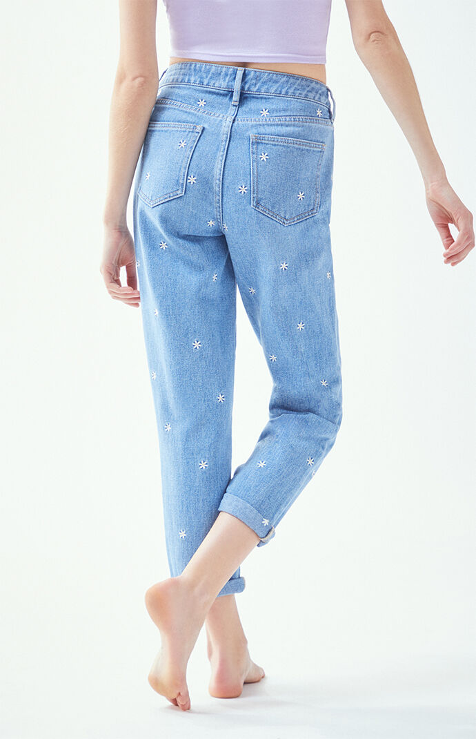 Pacsun raining daisy denim mom shorts top