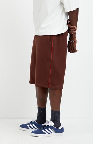 Elwin Piping Fleece Baggy Shorts image number 3