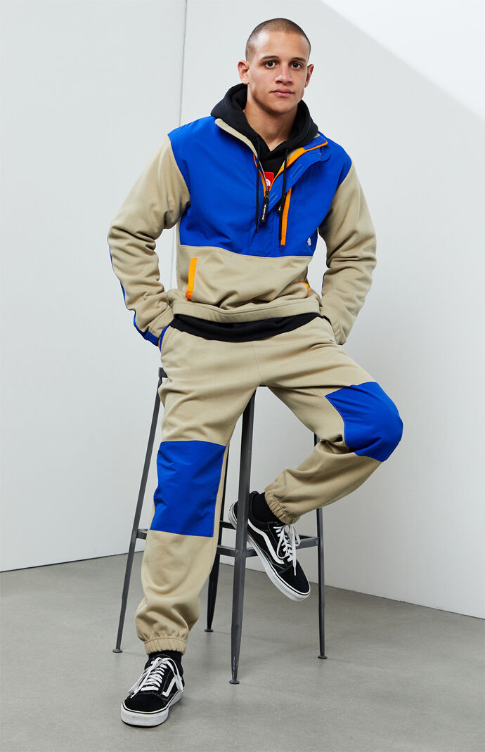 Graphic Collection Pullover Jacket