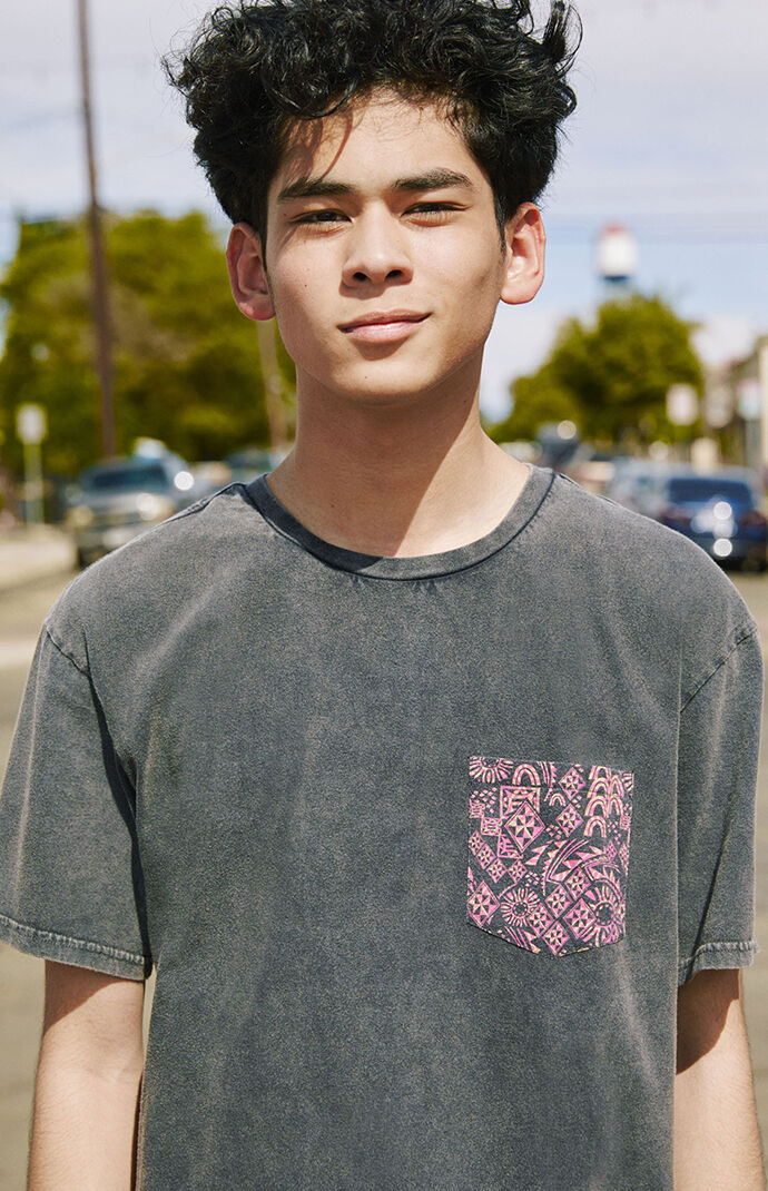 Estado Washed Pocket T-Shirt