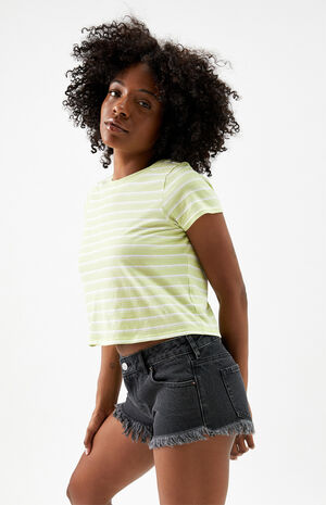 Black Low Rise Denim Shorts image number 3