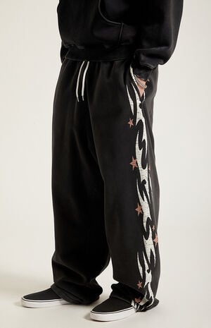 Black Flame Star Fleece Baggy Sweatpants image number 2
