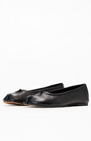Women's Calico Split Toe Flats image number 2