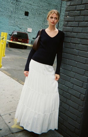 Blue V-Neck Long Sleeve Sweater image number 4