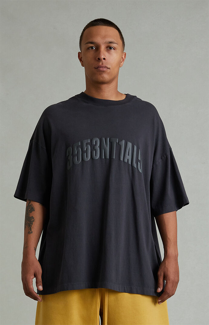 Fear of God ESSENTIALS Vintage Black '90s Short Sleeve T-Shirt Fear of God ESSENTIALS Vintage Black '90s Short Sleeve T-Shirt