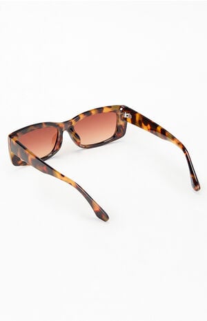 Tortoiseshell Chloe Plastic Rectangle Sunglasses image number 2