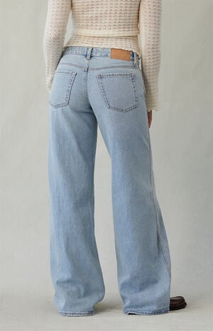 Casey Low Rise Baggy Jeans Ripped Slit Light Indigo image number 4