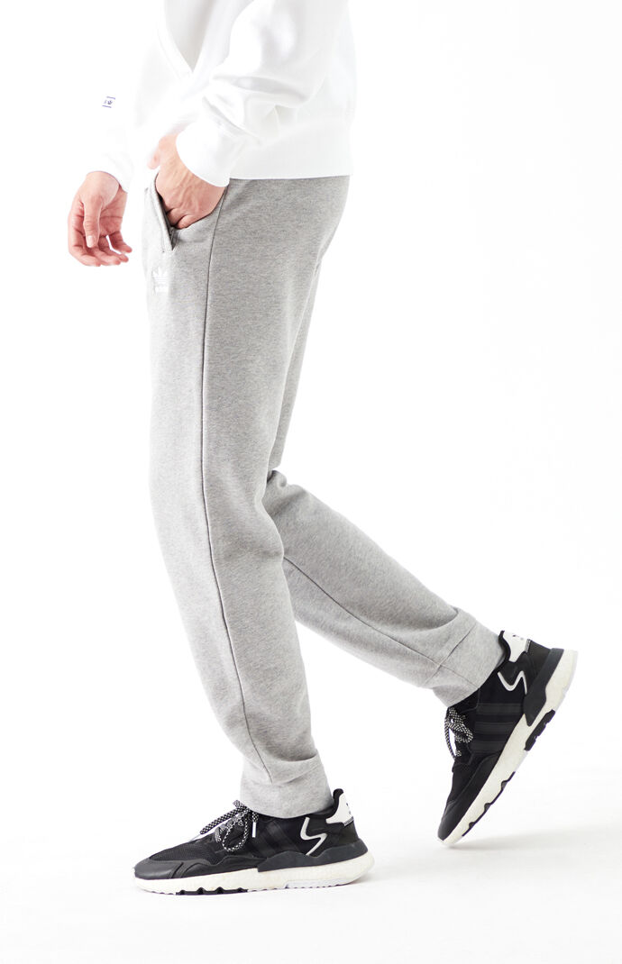 Trefoil Essentials Sweatpants
