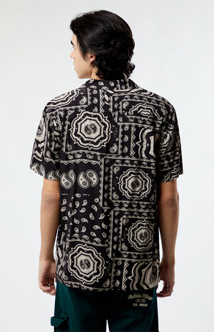 Zen Paisley Woven Camp Shirt image number 4