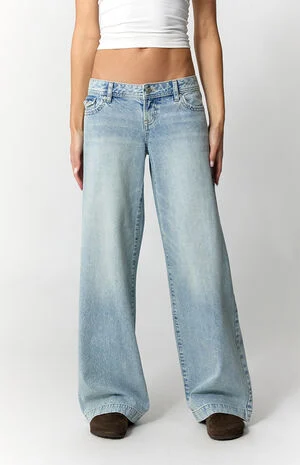 Kaia Ultimate Low Rise Baggy Jeans Button Pocket Light Blue image number 2